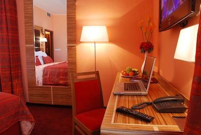 ای هتل سُناتا