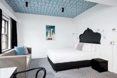 پپرز گالری هتل