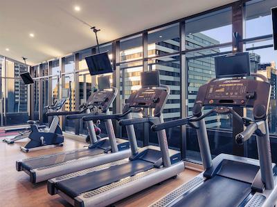 مرکور بریسبان کینگ گئورج اسکوار