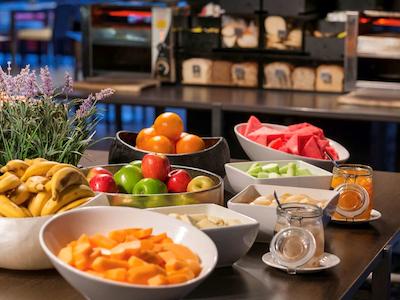 مرکور بریسبان کینگ گئورج اسکوار