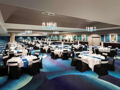 مرکور بریسبان کینگ گئورج اسکوار