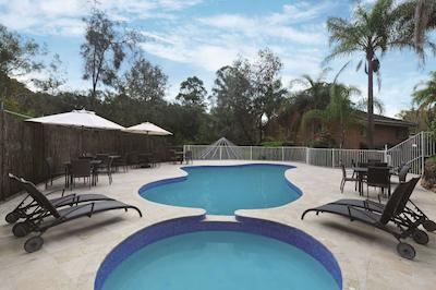 مدینا سرویسد اپارتمنتز نرد رید