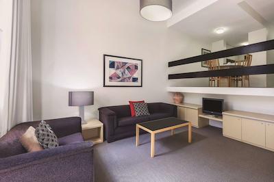 مدینا سرویسد اپارتمنتز نرد رید