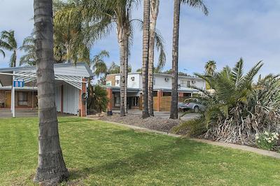 سیتروز والی متل