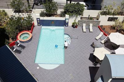 سنترال وست اند