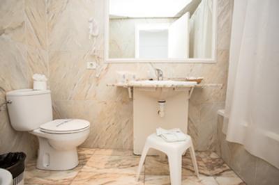 هتل چکین کنکردیا پلا