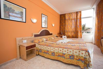 هتل چکین کنکردیا پلا