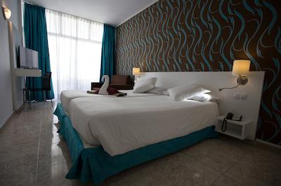 هتل چکین کنکردیا پلا