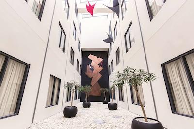 تراولج هتل اسیدنی مارتین پلاس