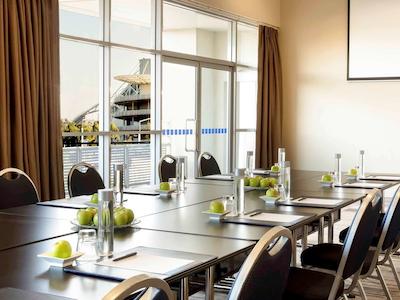 ایبیز اسیدنی اُلیمپیک پارک