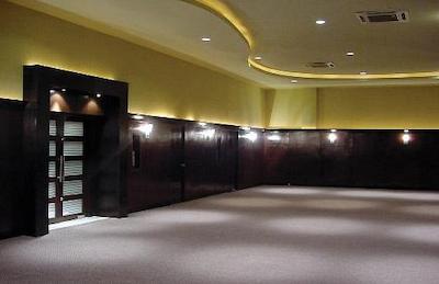 هتل اینگلاترا