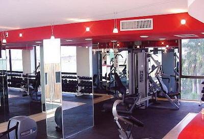 هتل اینگلاترا