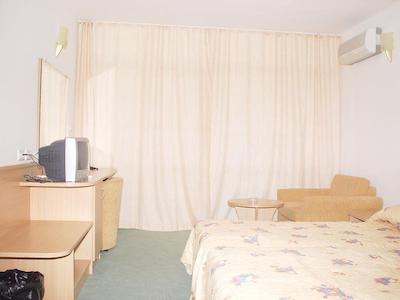 ساننی د کلوب هتل