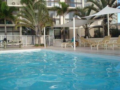 هی سورف بیچفرنت ریزرت اپارتمنتز