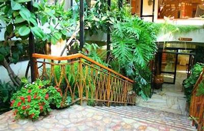 هتل مانکهو لاز کندز