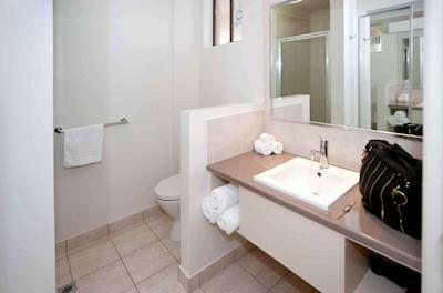 ایبیز استیلز اسوان هیل هتل