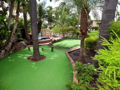 ایبیز استیلز اسوان هیل هتل