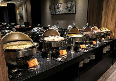 ونستار زهنگهوا