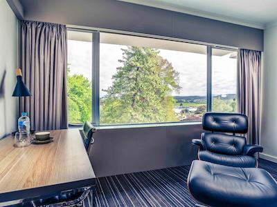 مرکور لاونسستون