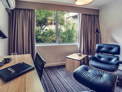 مرکور لاونسستون