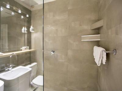 مرکور لاونسستون