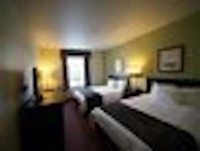 سوپر 8 کبک سیتی/است فی