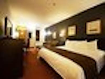 سوپر 8 کبک سیتی/است فی