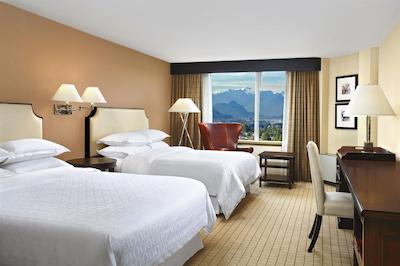 شراتون وانکوور گویلدفرد هتل