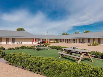 مرکور واگا واگا