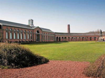 ایبیز منز سنتر گار