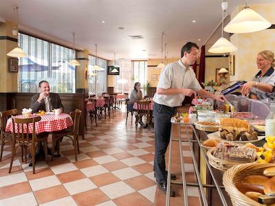 ایبیز منز سنتر گار