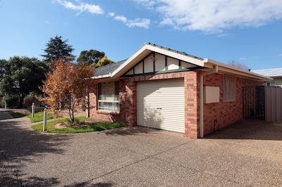 بست وسترن امباسادر این