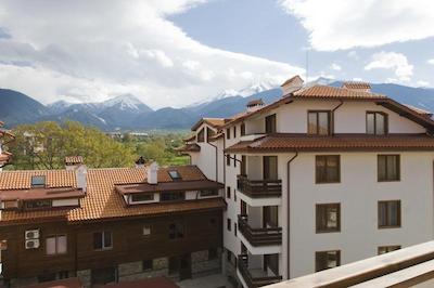 ویت پیکز لوکسوری سلف کاترینگ اپارتمنتز