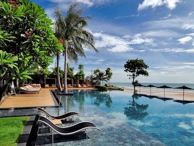 و ویلاز هوا هین