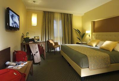 بست وسترن گراند هتل گوینیجی