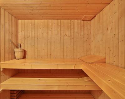 بست وسترن گراند هتل گوینیجی