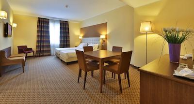 بست وسترن گراند هتل گوینیجی