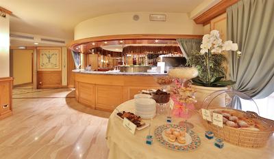 بست وسترن گراند هتل گوینیجی