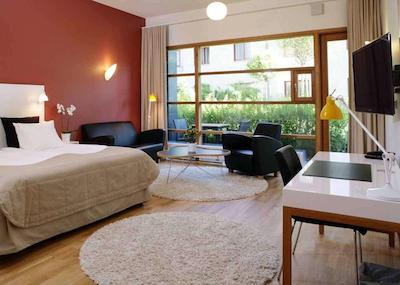 کلارین کالکشن پلانتستادن