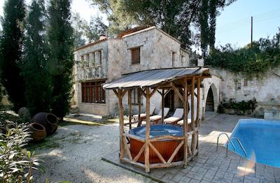 ز اند کس هلید ویلاز