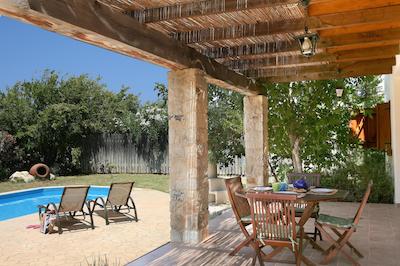 ز اند کس هلید ویلاز