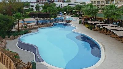 ادالیا ریزورت اند اسپا