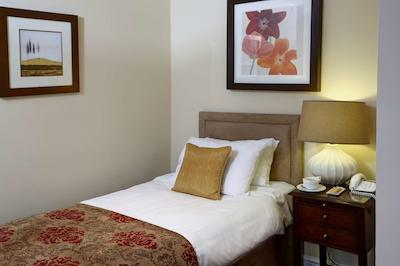 بست وسترن هنبوری لج هتل