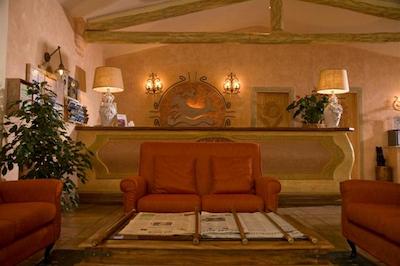 گراند هتل پرتو سروو