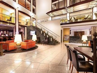 لیوینگ هتل گرسر کورفورست