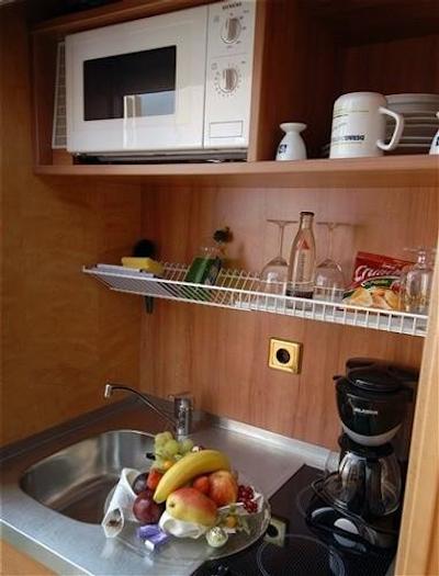 لیوینگ هتل گرسر کورفورست