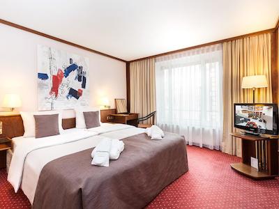 لیوینگ هتل گرسر کورفورست