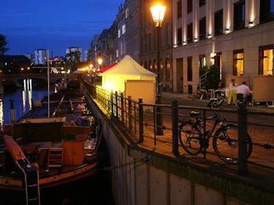 لیوینگ هتل گرسر کورفورست