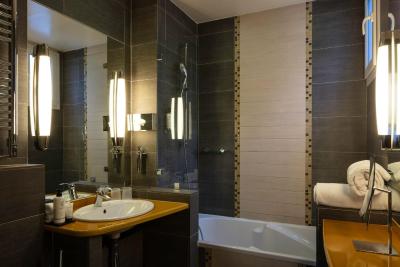 هتل رجنتز گاردن