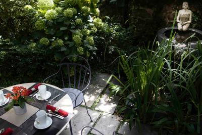 هتل رجنتز گاردن